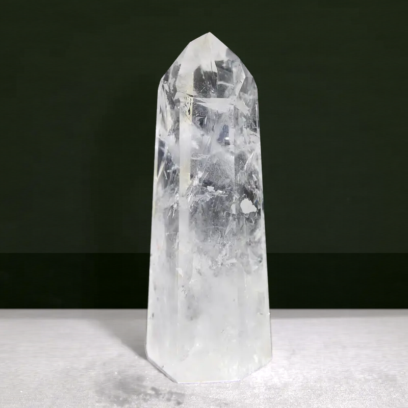 Polished Quartz Tower — 1.84 kg