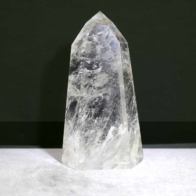 Polished Quartz Tower — 1.55 kg