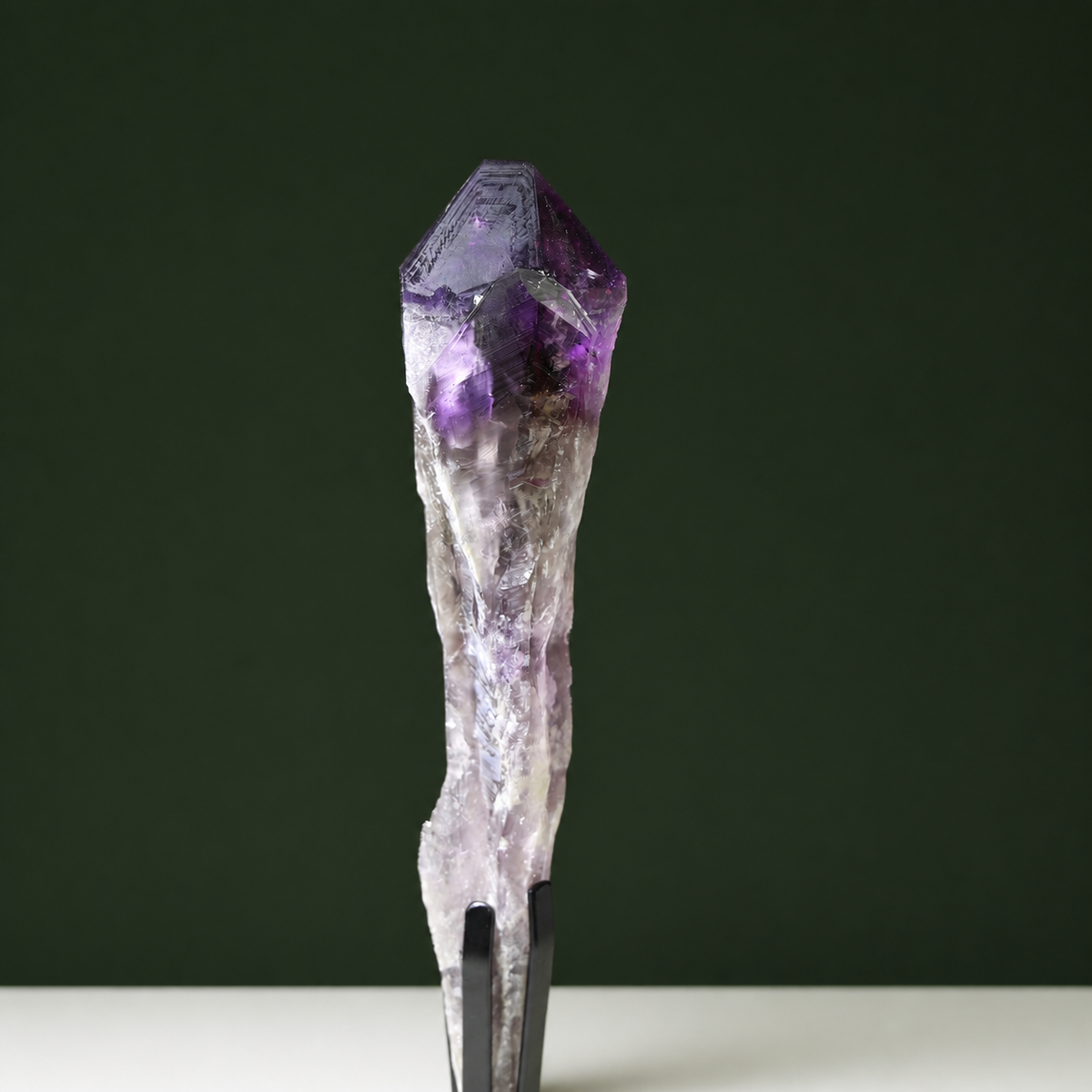 Naturally terminated amethyst wand, front view