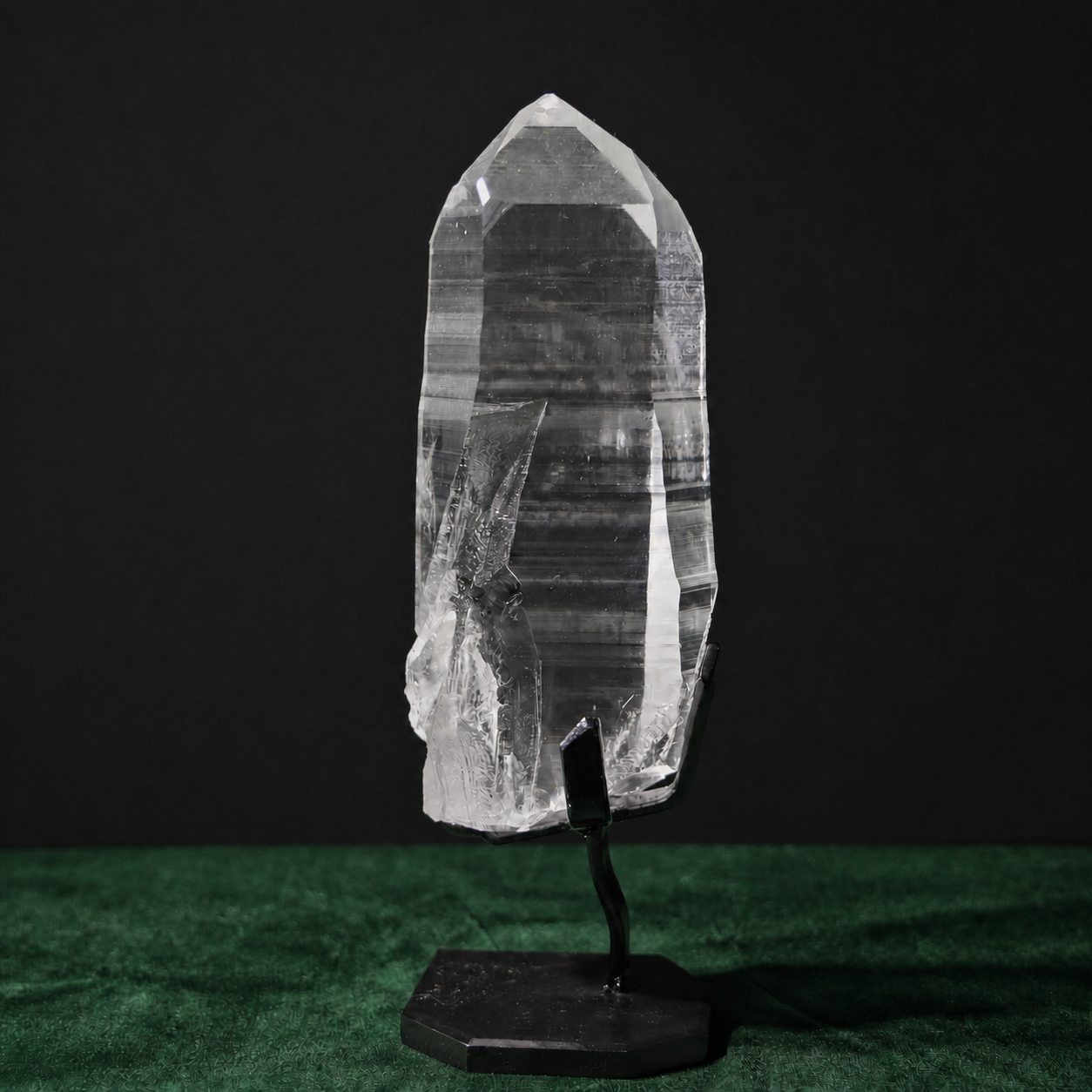 100% Natural Unpolished Clear Lemurian Quartz