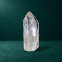 Side view of the 1.101 kg polished quartz point.