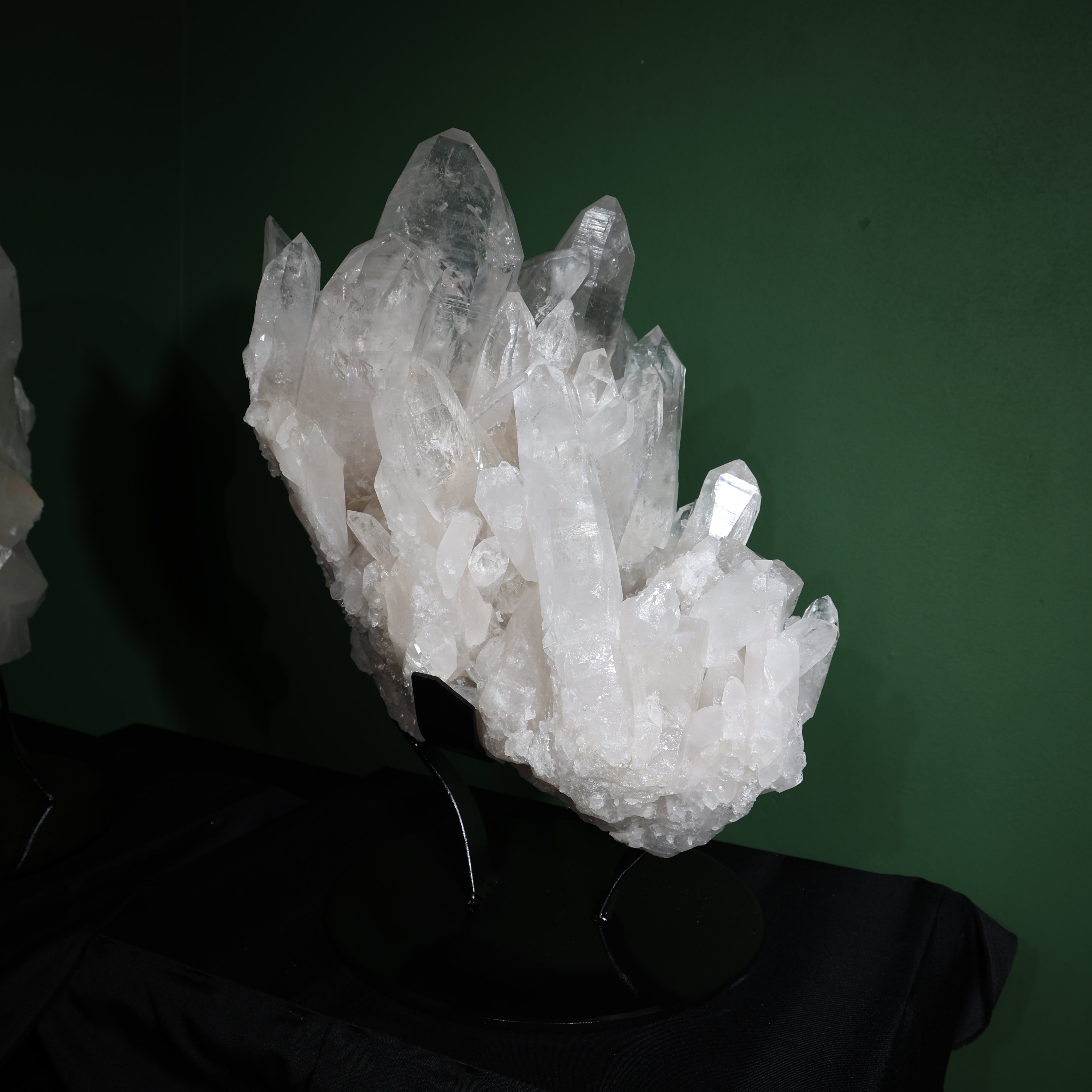 Alternate full view showing the vertical composition of the Lemurian quartz cluster