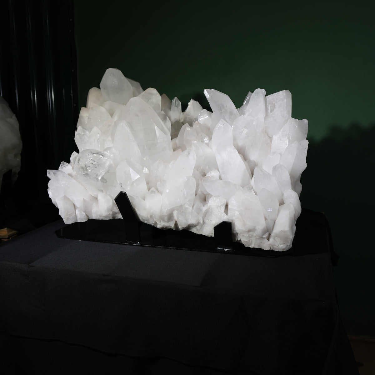 Alternate full view showing the width and height of the crystal formation