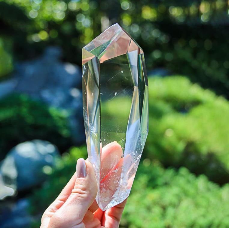 Crystal clear quartz point